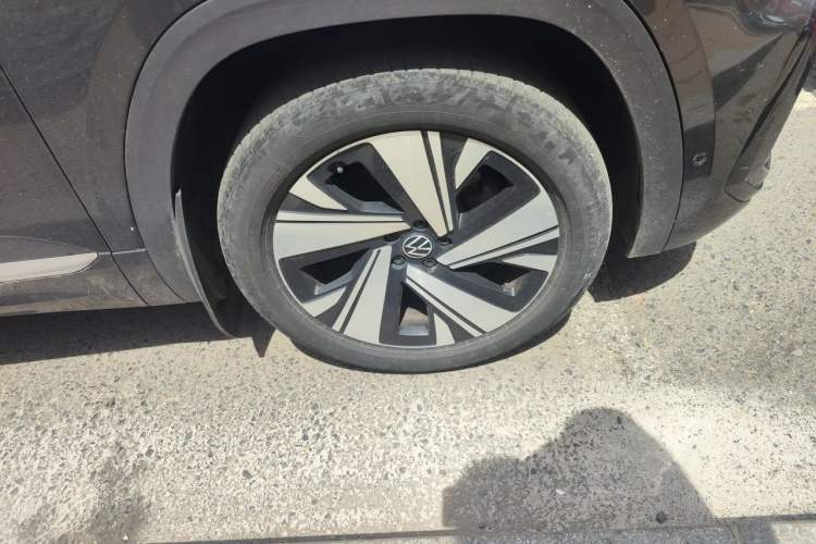 Used Volkswagen Teramont X 2021 380TSI Four-Wheel Drive Luxury Edition Right Front Wheel Hub