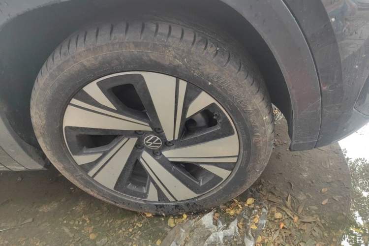 Used Volkswagen Teramont X 2021 380TSI Four-Wheel Drive Luxury Edition Right Front Wheel Hub