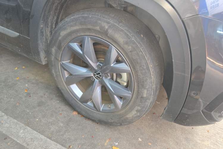 Used Volkswagen Teramont X 2021 330TSI Two-Wheel-Drive Luxury Edition Right Front Wheel Hub