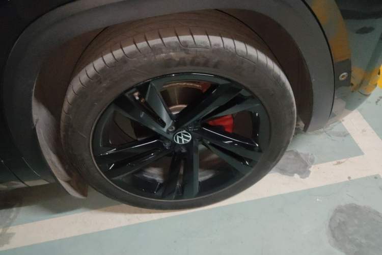 Used Volkswagen Teramont X 2021 380TSI Four-Wheel Drive Prestige Luxury Edition Right Front Wheel Hub