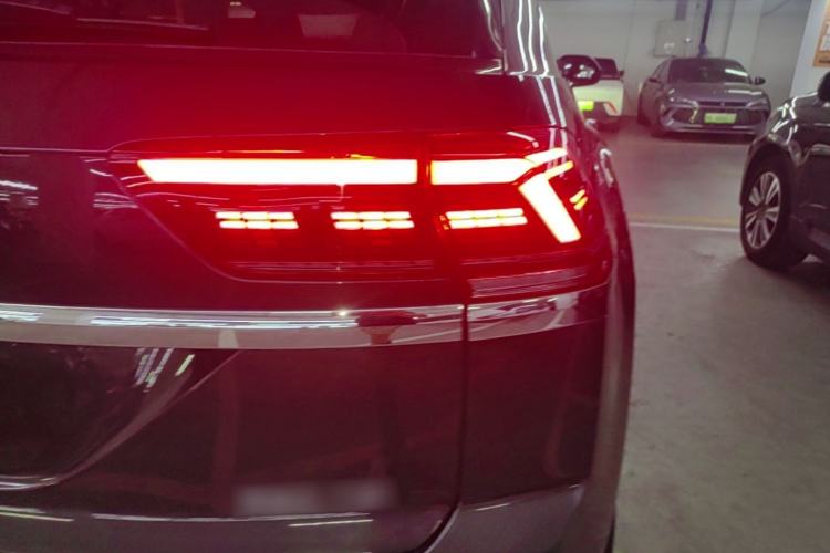 Used Volkswagen Teramont X 2021 330TSI Two-Wheel-Drive Prestige Luxury Edition Right Rear Taillight