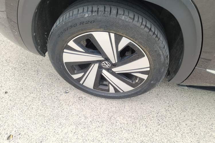 Used Volkswagen Teramont X 2021 380TSI Four-Wheel Drive Prestige Luxury Edition Right Rear Wheel Hub