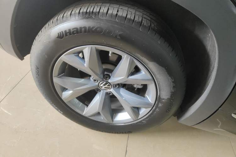 Used Volkswagen Teramont X 2021 330TSI Two-Wheel-Drive Luxury Edition Right Rear Wheel Hub