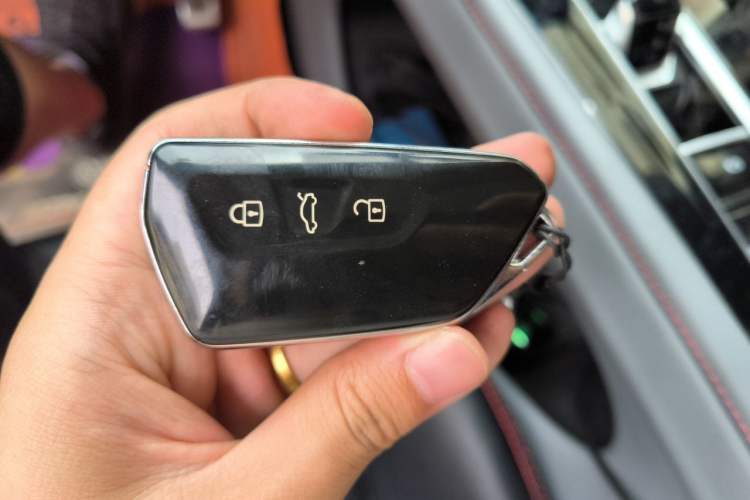 Used Volkswagen Teramont X 2021 380TSI Four-Wheel Drive Luxury Edition Vehicle Key