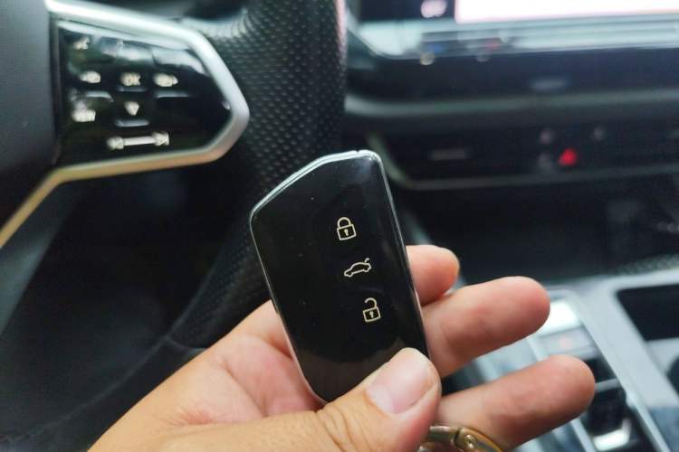Used Volkswagen Teramont X 2021 380TSI Four-Wheel Drive Luxury Edition Vehicle Key