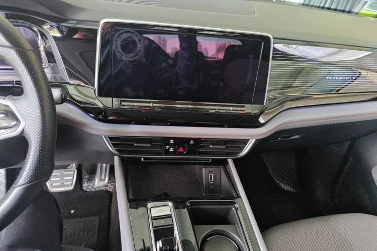Used Volkswagen Teramont X 2021 380TSI Four-Wheel Drive Prestige Luxury Edition Audio And AC Panel