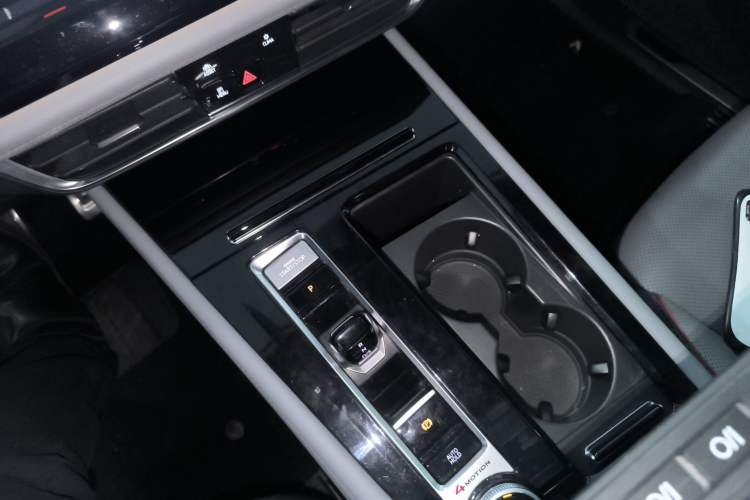 Used Volkswagen Teramont X 2021 380TSI Four-Wheel Drive Prestige Luxury Edition Gear Lever