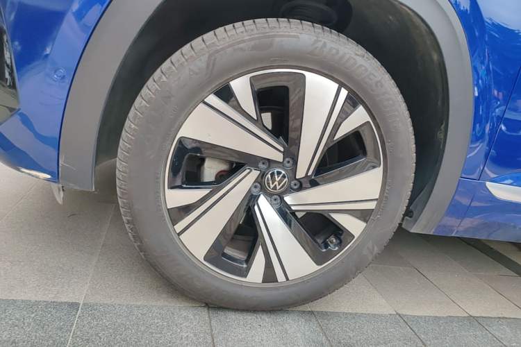 Used Volkswagen Teramont X 2021 380TSI Four-Wheel Drive Luxury Edition Left Front Wheel Hub