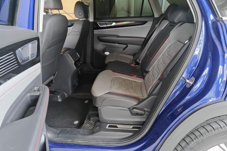 Used Volkswagen Teramont X 2021 380TSI Four-Wheel Drive Prestige Luxury Edition Left Rear Seat