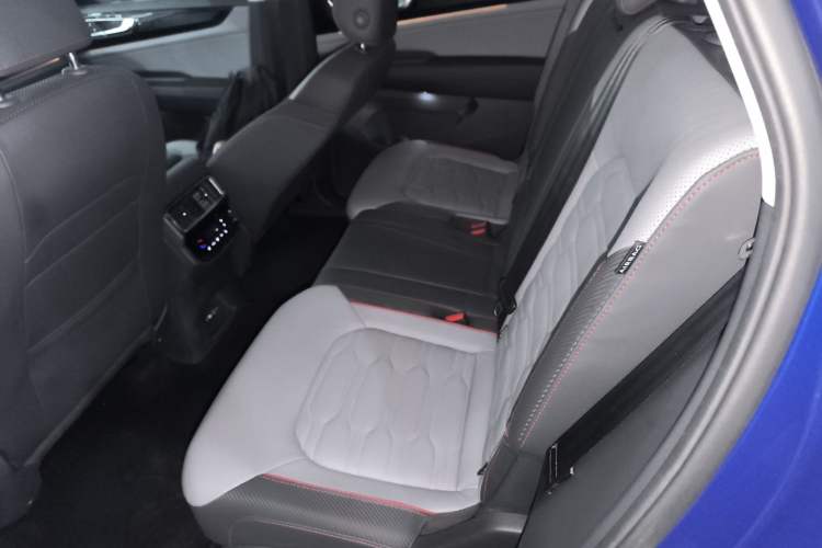 Used Volkswagen Teramont X 2021 380TSI Four-Wheel Drive Prestige Luxury Edition Left Rear Seat