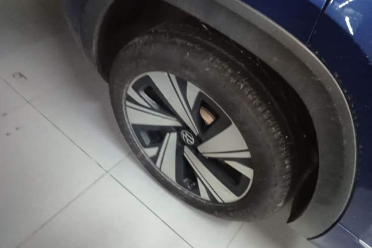 Used Volkswagen Teramont X 2021 380TSI Four-Wheel Drive Prestige Luxury Edition Right Rear Wheel Hub