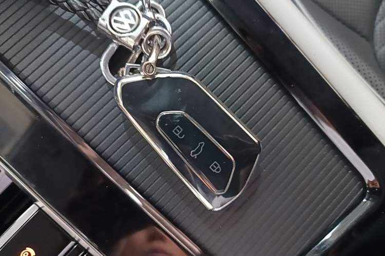 Used Volkswagen Teramont X 2021 380TSI Four-Wheel Drive Prestige Luxury Edition Vehicle Key