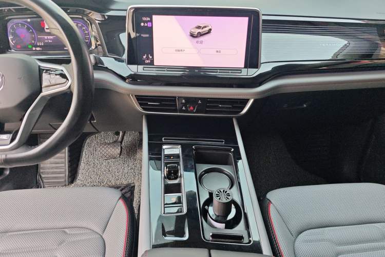 Used Volkswagen Teramont X 2021 330TSI Two-Wheel-Drive Prestige Luxury Edition Audio And AC Panel