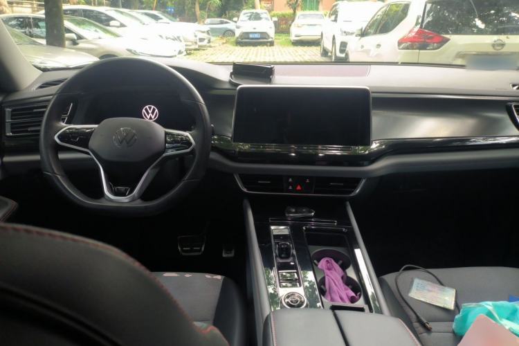 Used Volkswagen Teramont X 2021 380TSI Four-Wheel Drive Luxury Edition Center Console