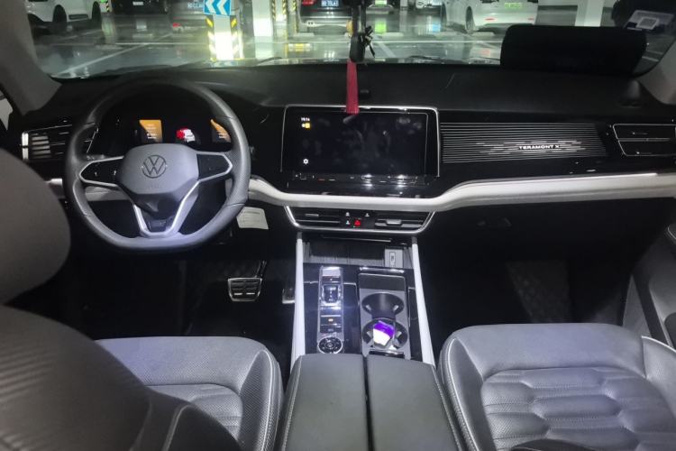 Used Volkswagen Teramont X 2021 380TSI Four-Wheel Drive Prestige Flagship Edition Center Console