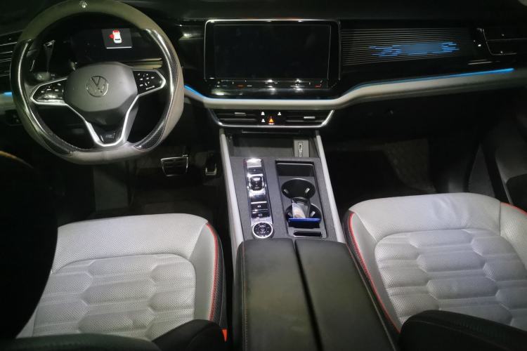 Used Volkswagen Teramont X 2021 380TSI Four-Wheel Drive Prestige Luxury Edition Center Console