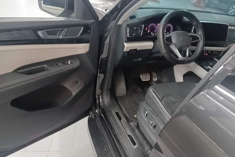 Used Volkswagen Teramont X 2021 530 V6 Four-Wheel Drive Prestige Luxury Edition Driver Seat