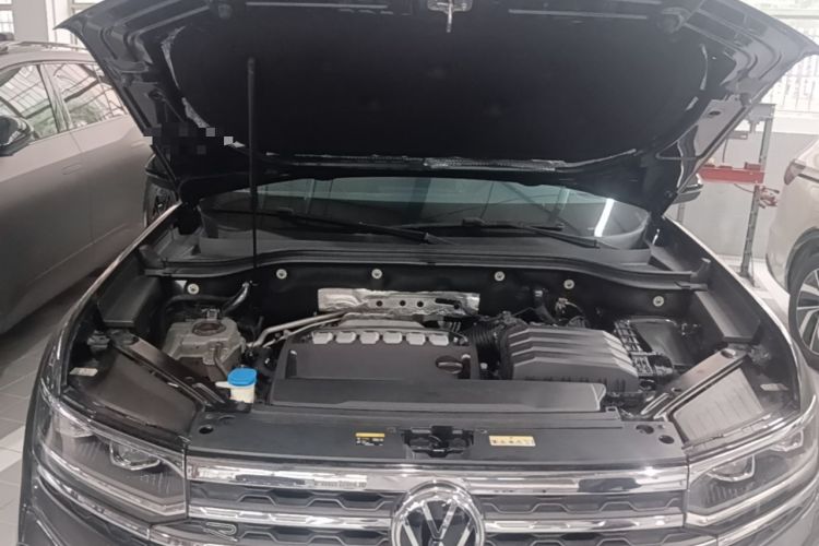 Used Volkswagen Teramont X 2021 530 V6 Four-Wheel Drive Prestige Luxury Edition Engine Bay