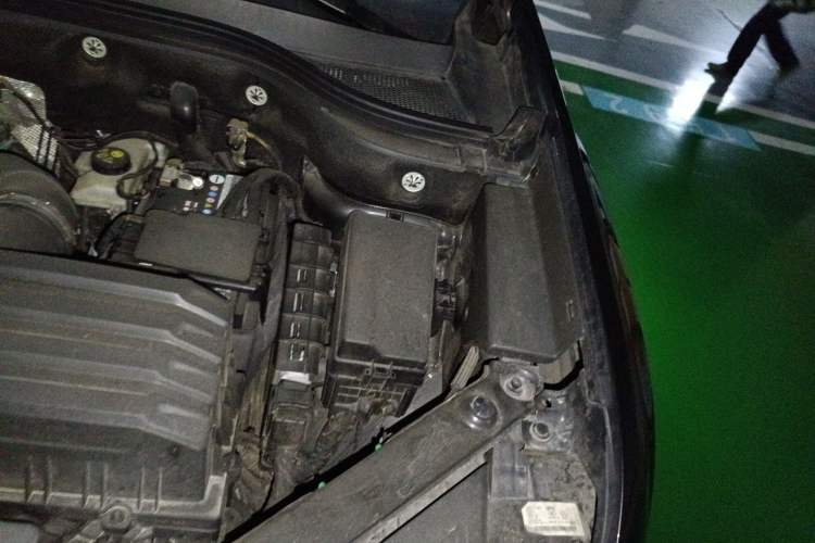 Used Volkswagen Teramont X 2021 380TSI Four-Wheel Drive Prestige Flagship Edition Engine Bay Left