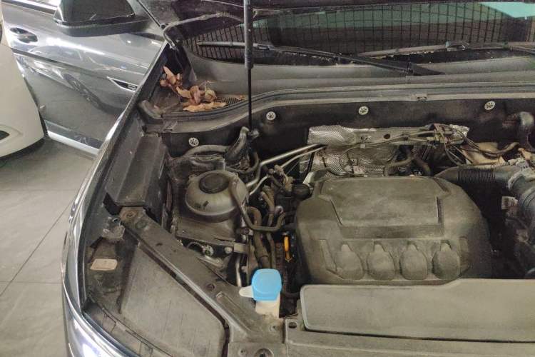 Used Volkswagen Teramont X 2021 330TSI Two-Wheel-Drive Prestige Luxury Edition Engine Bay Right