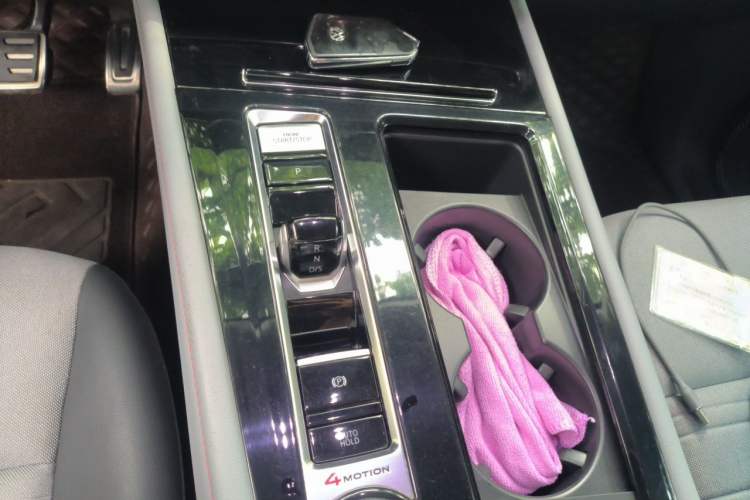 Used Volkswagen Teramont X 2021 380TSI Four-Wheel Drive Luxury Edition Gear Lever