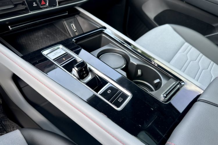 Used Volkswagen Teramont X 2021 330TSI Two-Wheel-Drive Luxury Edition Gear Lever