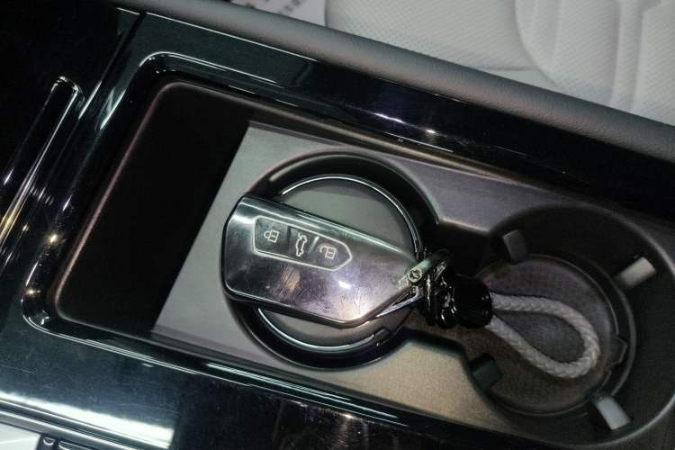 Used Volkswagen Teramont X 2021 380TSI Four-Wheel Drive Midnight Edition Interior 1