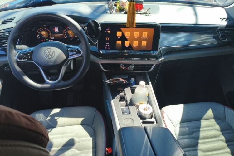 Used Volkswagen Teramont X 2021 330TSI Two-Wheel-Drive Prestige Luxury Edition Interior 2