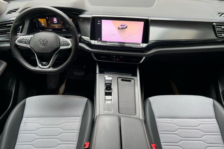 Used Volkswagen Teramont X 2021 330TSI Two-Wheel-Drive Luxury Edition Interior 2