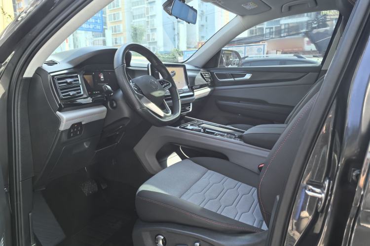 Used Volkswagen Teramont X 2021 330TSI Two-Wheel-Drive Luxury Edition Interior 2