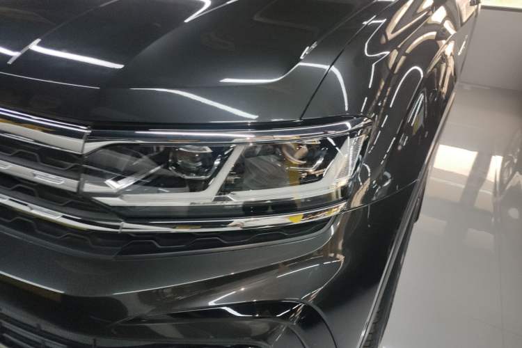Used Volkswagen Teramont X 2021 380TSI Four-Wheel Drive Prestige Flagship Edition Left Front Headlight