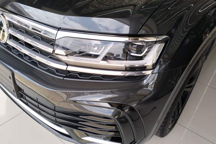 Used Volkswagen Teramont X 2021 380TSI Four-Wheel Drive Prestige Flagship Edition Left Front Headlight