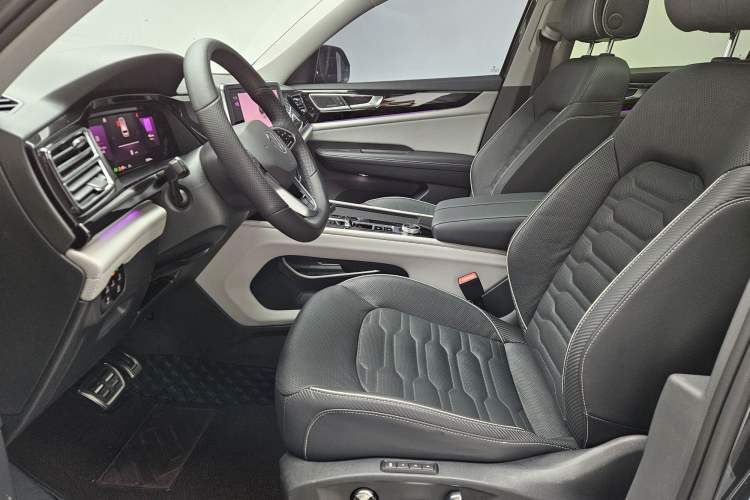 Used Volkswagen Teramont X 2021 380TSI Four-Wheel Drive Prestige Flagship Edition Left Front Seat