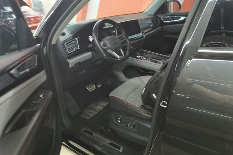 Used Volkswagen Teramont X 2021 380TSI Four-Wheel Drive Prestige Luxury Edition Left Front Seat