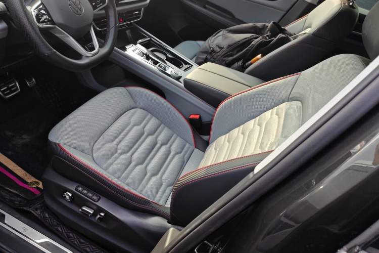 Used Volkswagen Teramont X 2021 380TSI Four-Wheel Drive Prestige Luxury Edition Left Front Seat