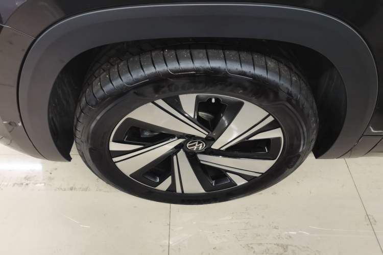 Used Volkswagen Teramont X 2021 380TSI Four-Wheel Drive Prestige Luxury Edition Left Front Wheel Hub