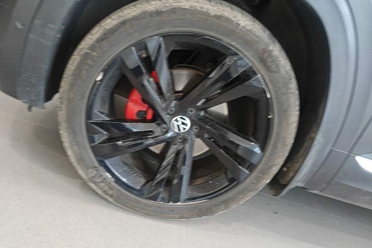 Used Volkswagen Teramont X 2021 380TSI Four-Wheel Drive Midnight Edition Left Front Wheel Hub