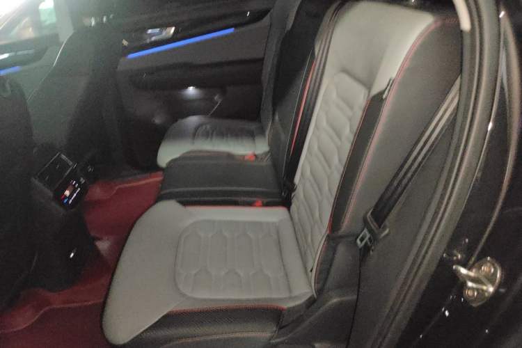 Used Volkswagen Teramont X 2021 330TSI Two-Wheel-Drive Prestige Luxury Edition Left Rear Seat