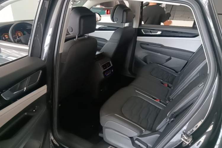 Used Volkswagen Teramont X 2021 380TSI Four-Wheel Drive Prestige Flagship Edition Left Rear Seat