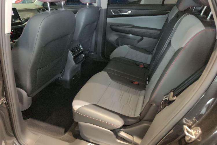 Used Volkswagen Teramont X 2021 330TSI Two-Wheel-Drive Luxury Edition Left Rear Seat