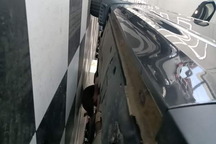 Used Volkswagen Teramont X 2021 380TSI Four-Wheel Drive Prestige Flagship Edition Left Side Sill