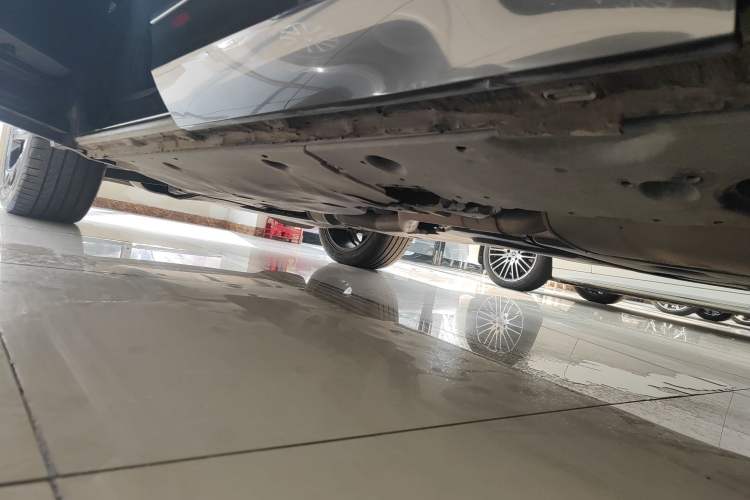 Used Volkswagen Teramont X 2021 380TSI Four-Wheel Drive Prestige Flagship Edition Left Side Sill