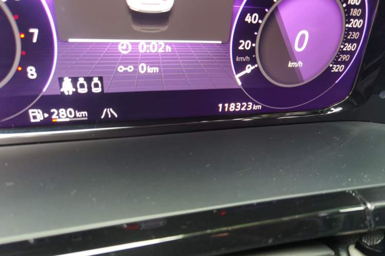 Used Volkswagen Teramont X 2021 380TSI Four-Wheel Drive Prestige Luxury Edition Odometer Close Up