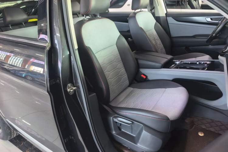 Used Volkswagen Teramont X 2021 380TSI Four-Wheel Drive Luxury Edition Right Front Seat