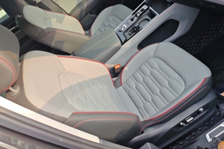 Used Volkswagen Teramont X 2021 380TSI Four-Wheel Drive Prestige Luxury Edition Right Front Seat