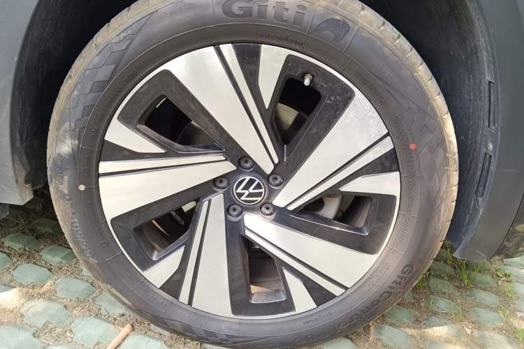Used Volkswagen Teramont X 2021 380TSI Four-Wheel Drive Luxury Edition Right Front Wheel Hub