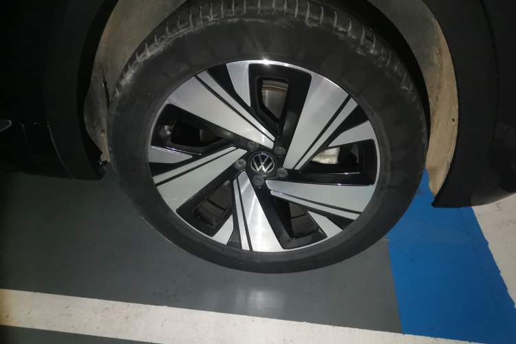 Used Volkswagen Teramont X 2021 380TSI Four-Wheel Drive Prestige Luxury Edition Right Front Wheel Hub