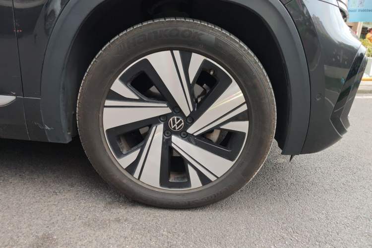 Used Volkswagen Teramont X 2021 380TSI Four-Wheel Drive Luxury Edition Right Front Wheel Hub
