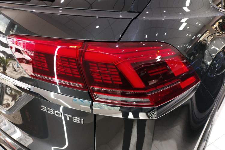 Used Volkswagen Teramont X 2021 330TSI Two-Wheel-Drive Luxury Edition Right Rear Taillight