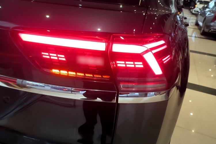Used Volkswagen Teramont X 2021 380TSI Four-Wheel Drive Luxury Edition Right Rear Taillight